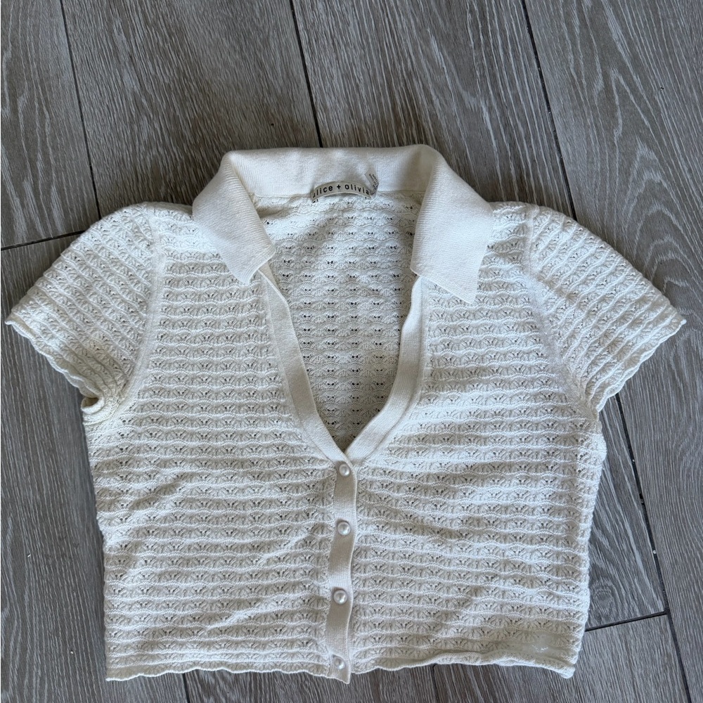 Alice + Olivia Cream Button-Down Knit Shirt